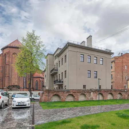 Historical Oldtown Charm With Modern Comfort By Polo Kaunas