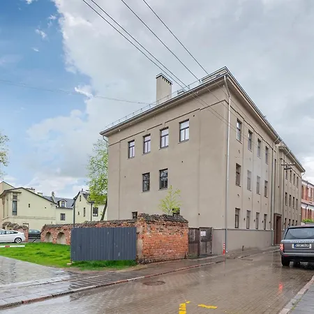 Historical Oldtown Charm With Modern Comfort By Polo * 카우나스