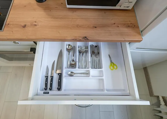 Historical Oldtown Charm With Modern Comfort By Polo Appartement